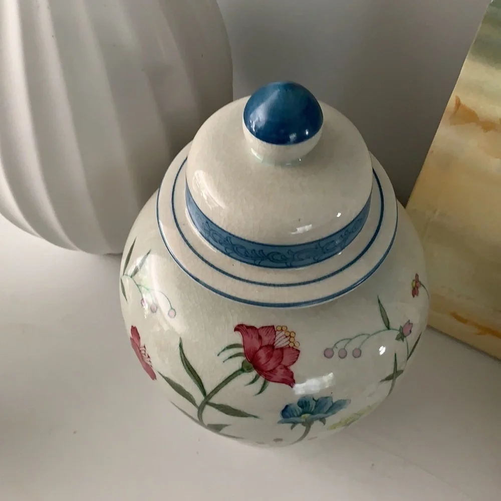 Ginger Jar Andrea by Sadek hand painted‎ floral